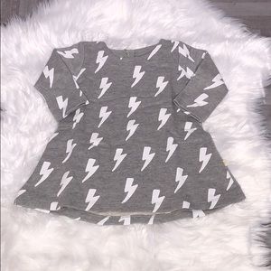 Hallmark Baby NWT Size 0-3 Months Gray & White Lightning Bolt Printed Knit Dress